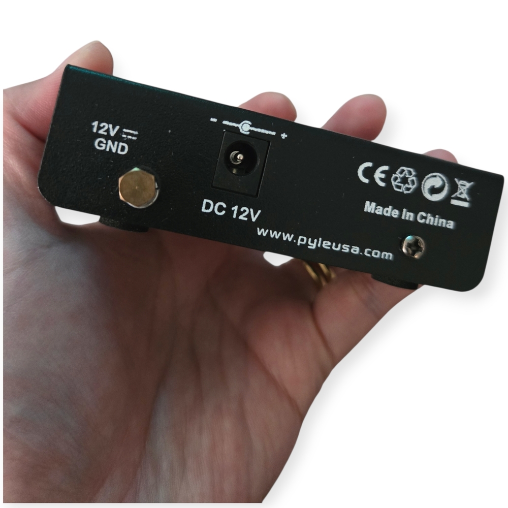 Mini Phono Turntable Preamp - Low Noise, RCA Input/Output, Metal Housing - Picture 4 of 7